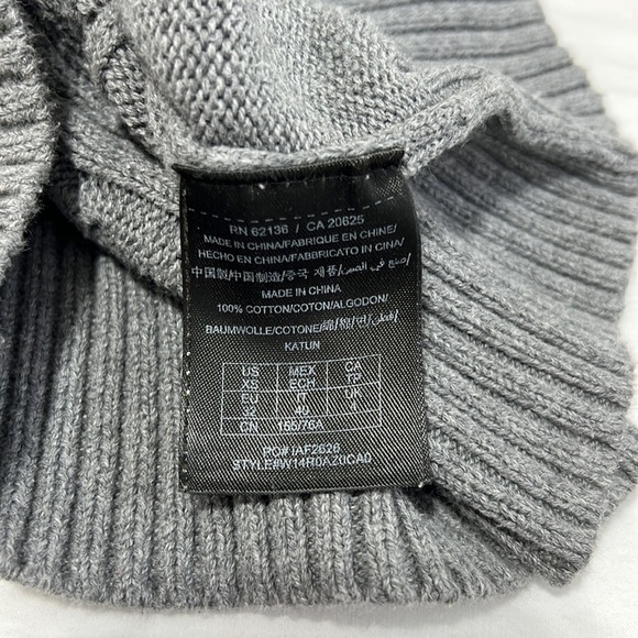 Guess Gray Knit Off the Shoulder Long-Sleeve Sweater - Picture 8 of 10